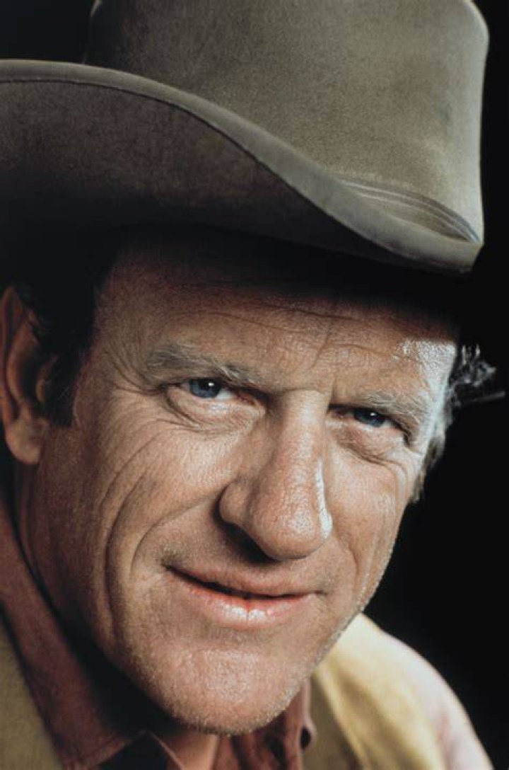 James Arness &mdash; The Movie Database (TMDb)