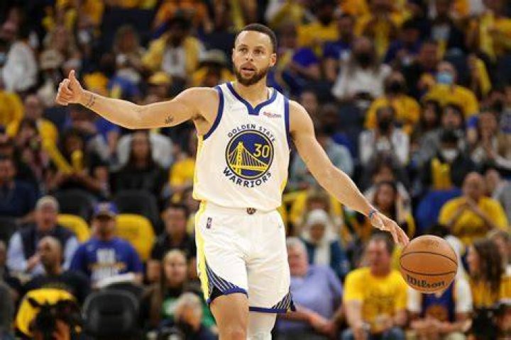 Steph Curry's Mom Sonya Accused Of Cheating On Husband w/ RICH WHITE
