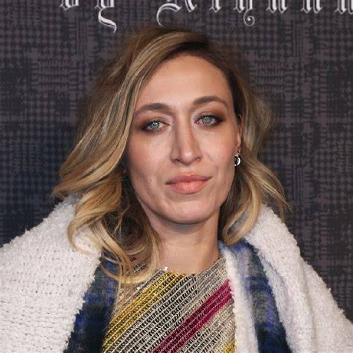 Unveiling Alana Hadid's Age: Discoveries And Insights