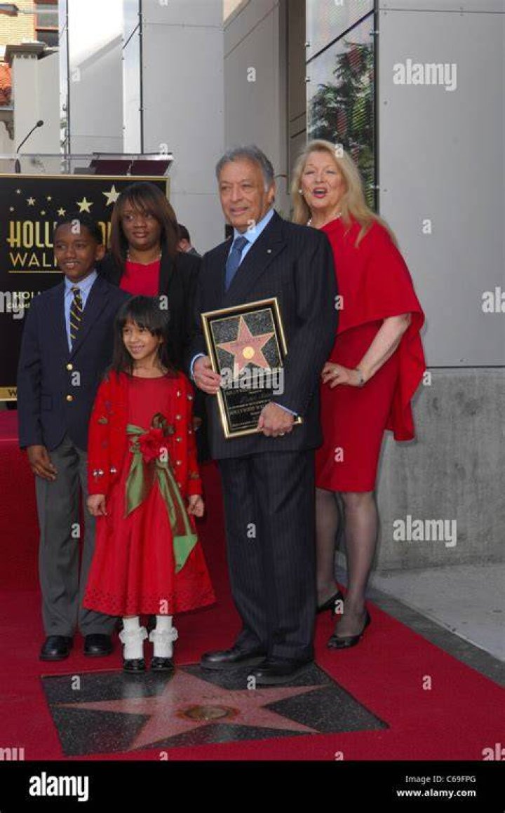 Zubin Mehta, Nancy Kovack, family at the induction ceremony for Star on